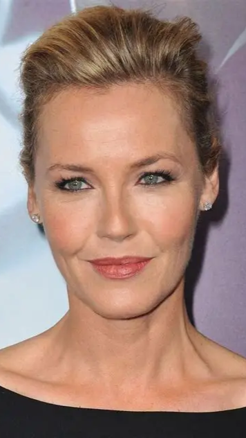 Connie Nielsen