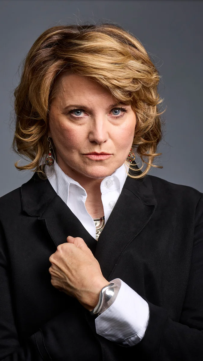 Lucy Lawless
